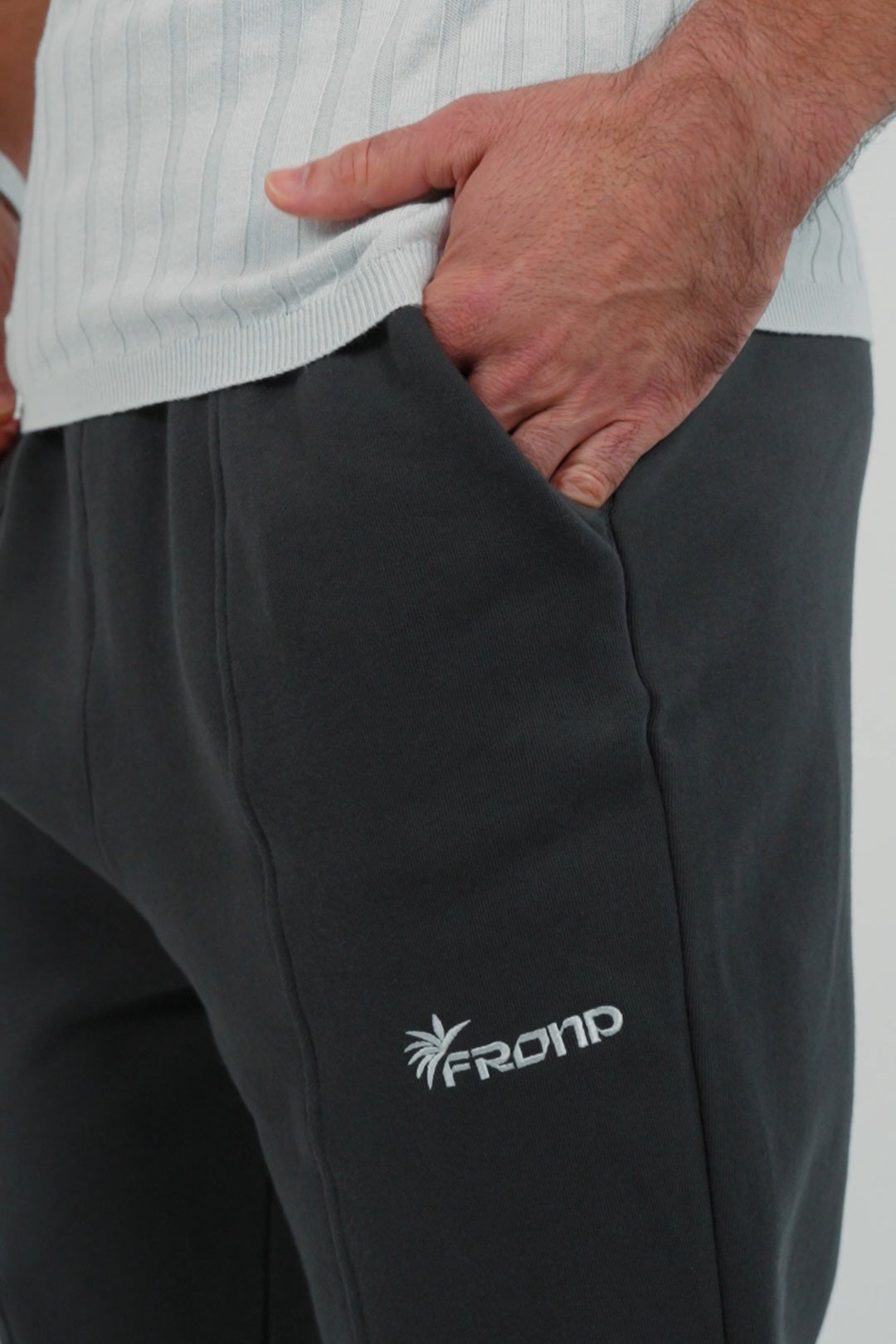 Rooted Sweat Pant | Shadow Black